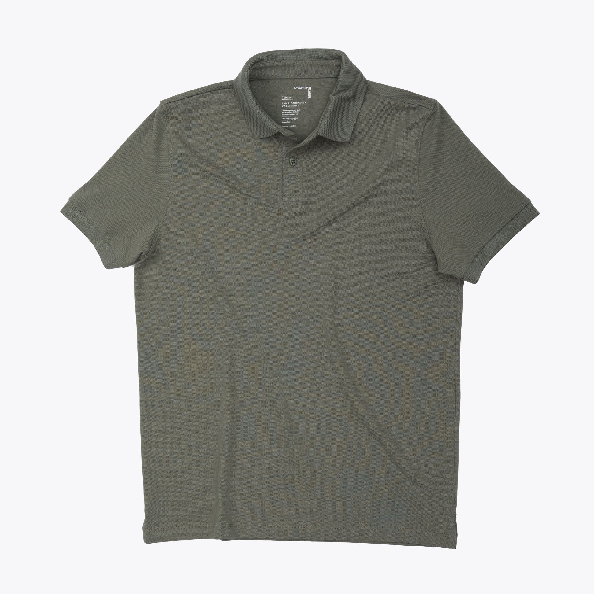 Polo con cuello en tejido piqué de color verde olivo y manga corta de algodón Pima, vista frontal