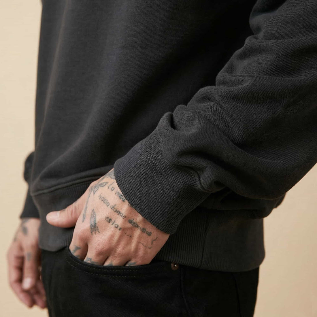 Heavyweight Sweatshirt | Cozy Cloud | Jet Black