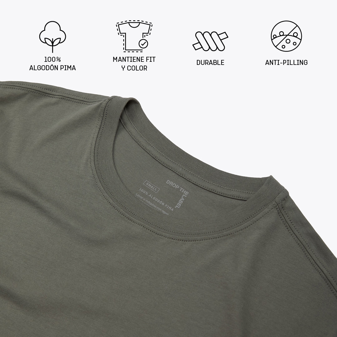 Polo verde olivo de cuello redondo y manga corta de algodón Pima, vista frontal con modelo