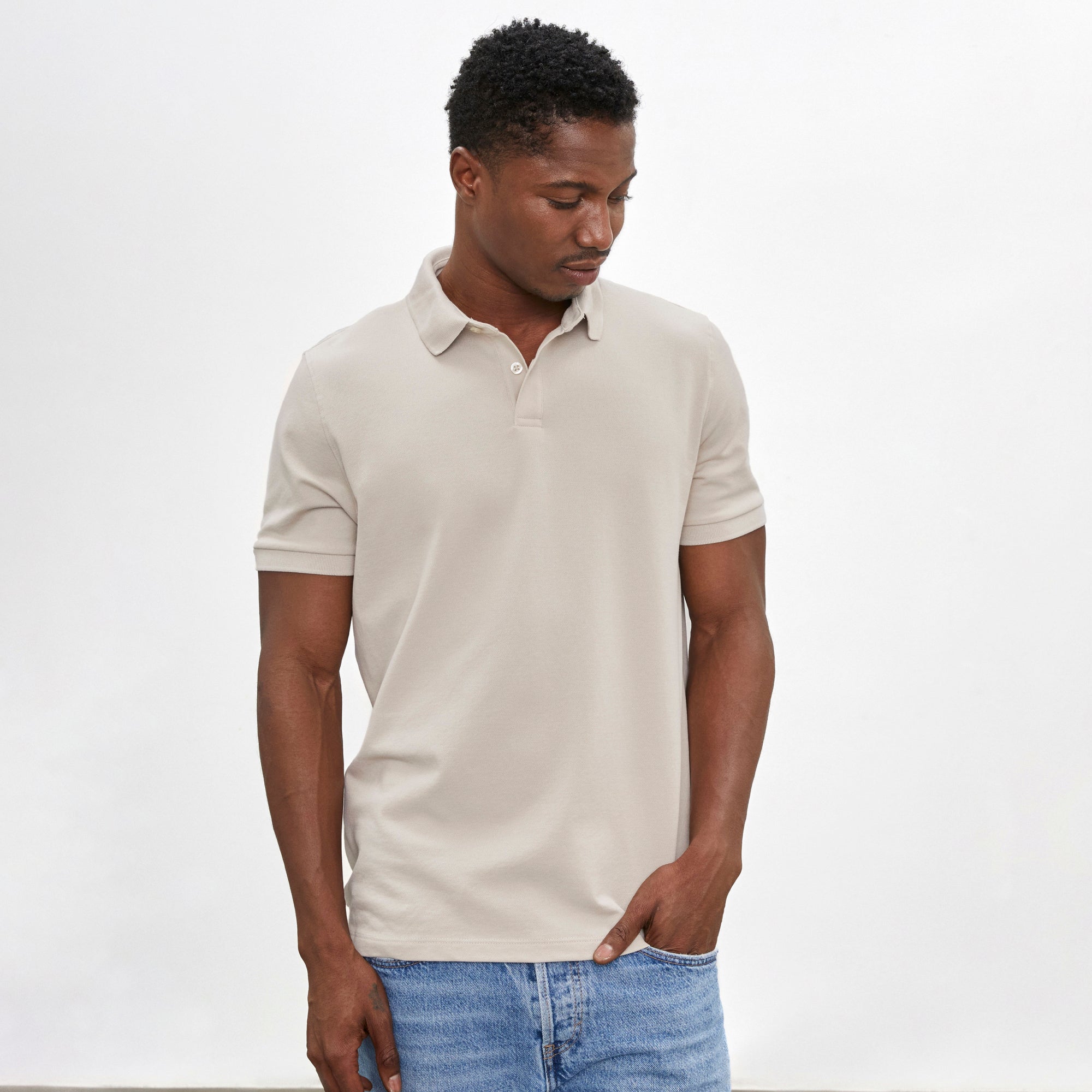 Polo con Cuello Beige Dropthelabel.pe